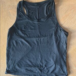 Black Sleeveless Athletic Tank Top